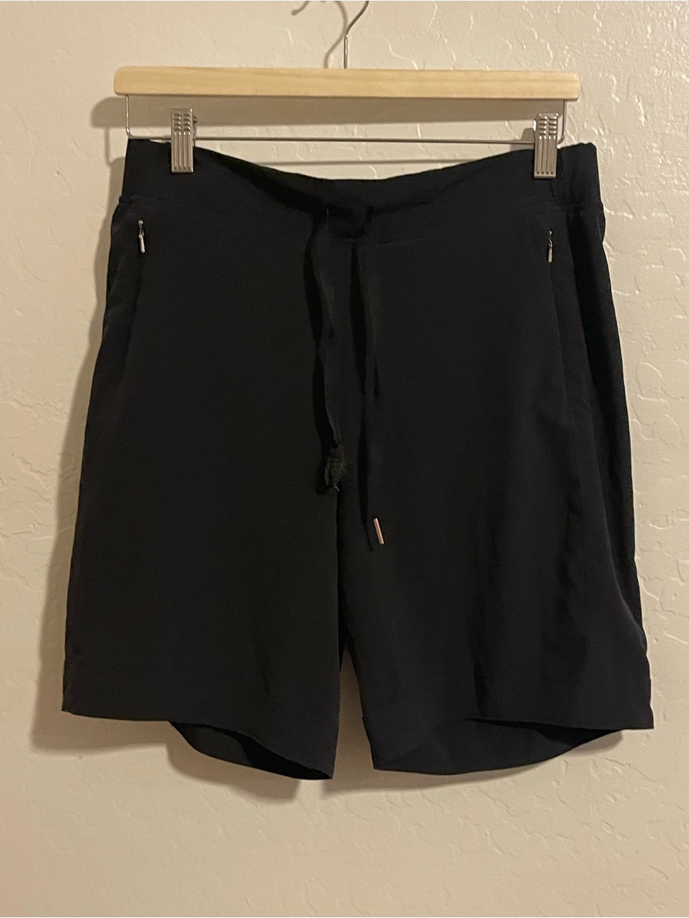calia by carrie underwood Black Pull On Long Shorts Size M